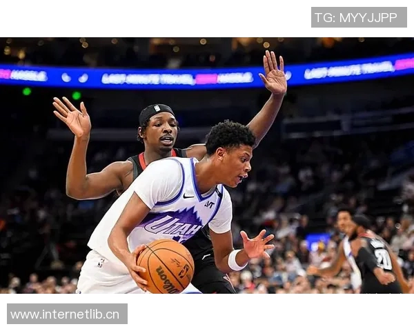 爵士围绕年轻核心重建新赛季目标培养贝利争取超越10胜72负